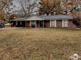 206 Marion Kelley Dr, Weir, MS 39772