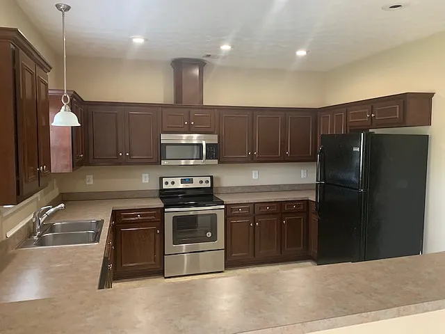 9017 Sante Fe Ct — Photo 4