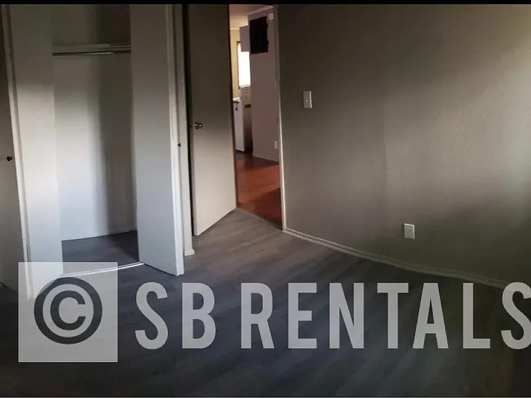 1532 E Donald St — Photo 5