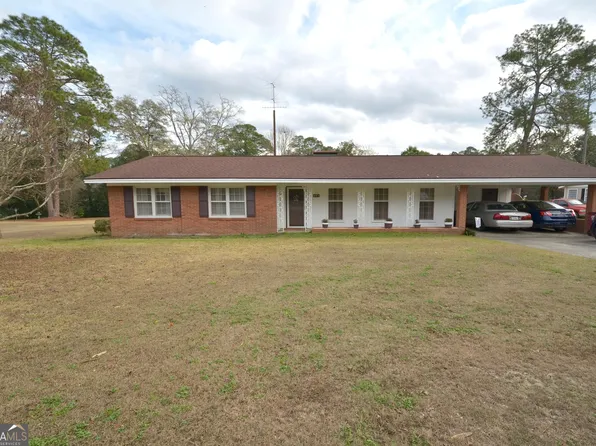 851 8th Ave, Eastman, GA 31023