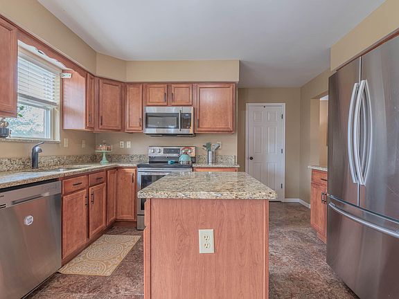 4th image of 9440 Gettysburg Ln