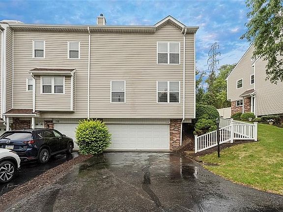 2nd image of 114 Old Village Ln