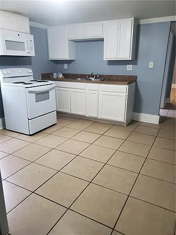 8929 Colapissa St — Photo 9