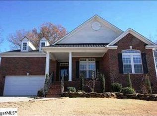 37 Waters Reach Ln, Simpsonville, SC 29681