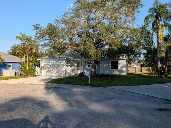 5013 22nd Ct E, Bradenton, FL 34203