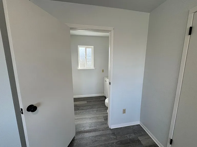 637 SW 9th St — Photo 20