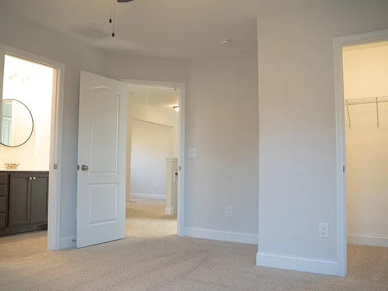 670 Avenue Of The Carolinas St — Photo 10