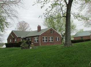 2105 Boyd Rd, Anna, IL 62906