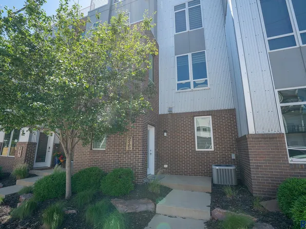215 E 13th St, Sioux Falls, SD 57104