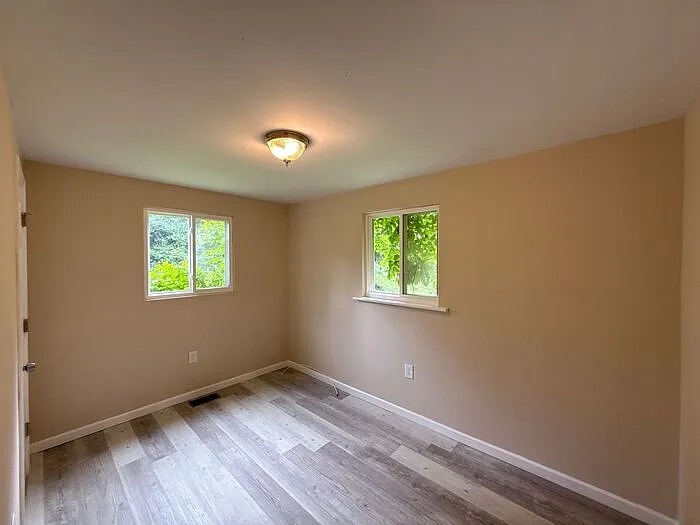 2700 Capitol Dr #2 — Photo 7