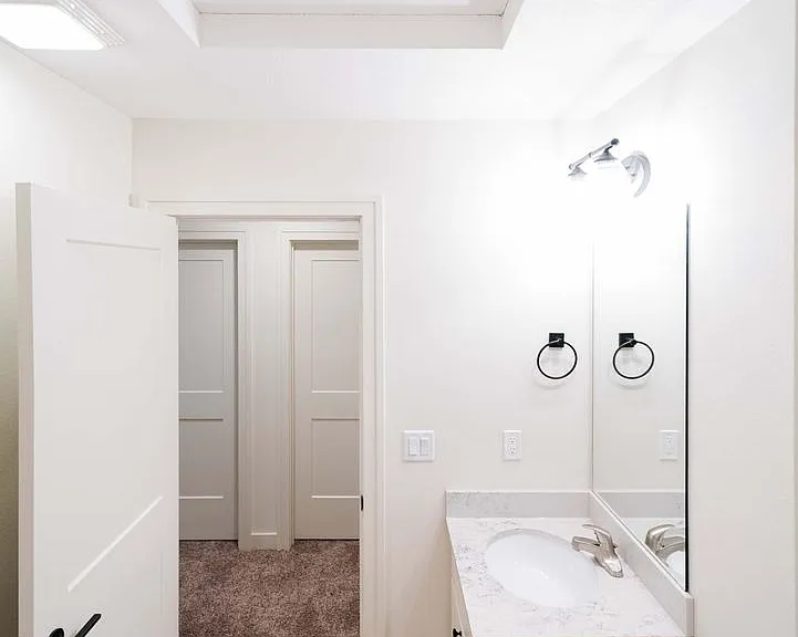 Chalet at Prairie Trail Townhomes — Photo 16