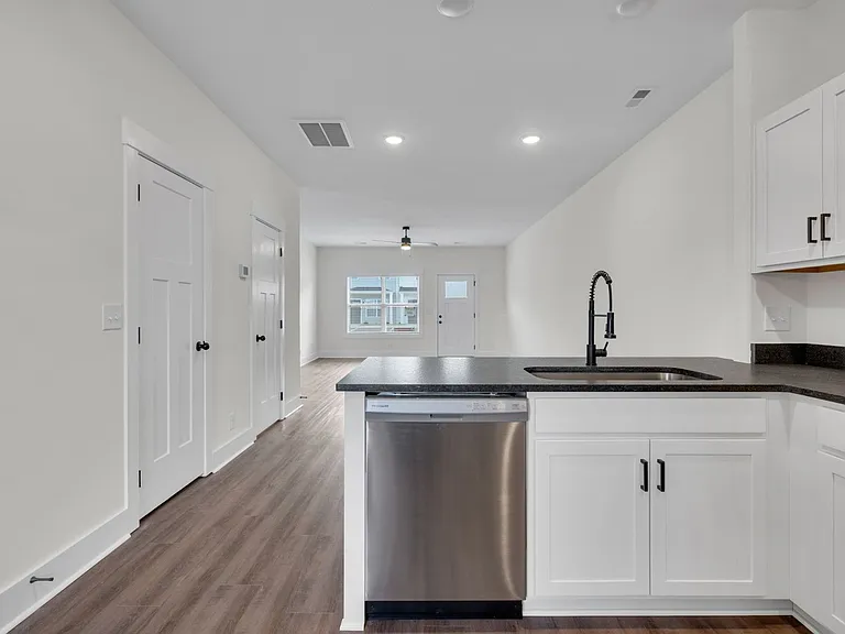 140 Front Ridge Cir — Photo 15