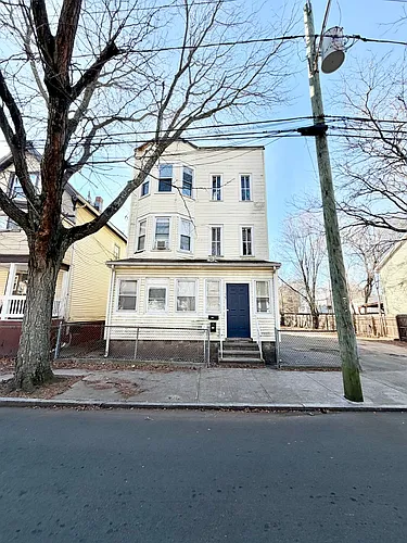 58 White St #1 Photo 1