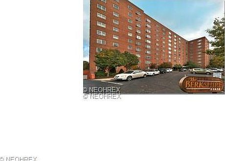 1st image of 11820 Edgewater Dr APT 123