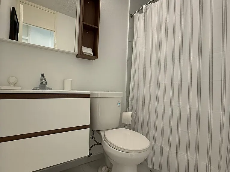 BATHROOM #2