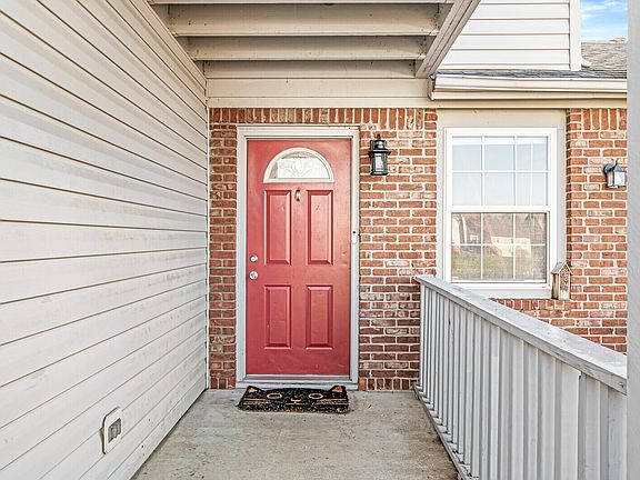 3rd image of 3151 River Shore Pl