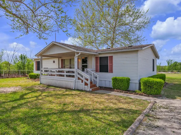 3004 State Highway 101, Bowie, TX 76230