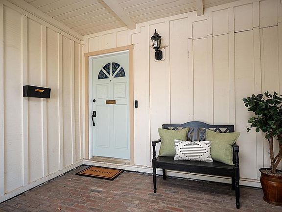 3rd image of 7970 Lemon Cir