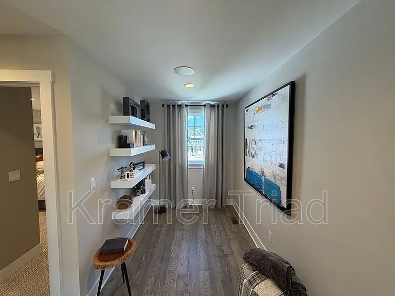 7889 Arimoore Dr — Photo 22