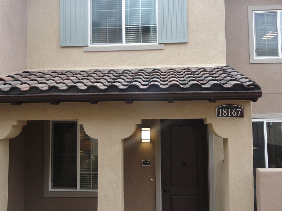 Private Entrance with porch