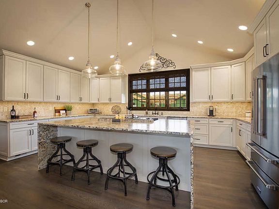 4th image of 1641 Wildhorse Cir