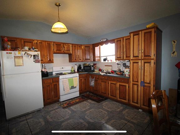 3rd image of 544 Agua Clara St