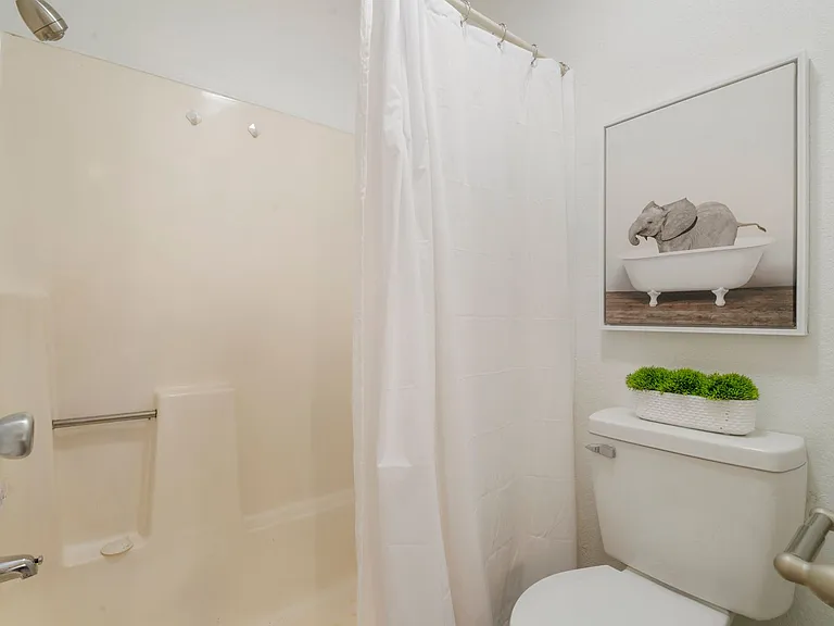 Twin Oaks - $500 Off First Months Rent! — Photo 31