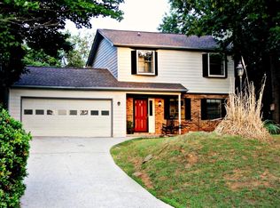 11204 Concord Woods Dr, Knoxville, TN 37934