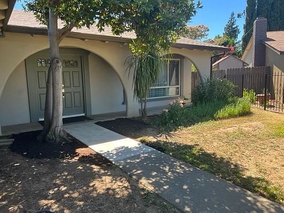5th image of 9640 Elmira Cir