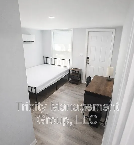 1935 Speck Dr #1 — Photo 14
