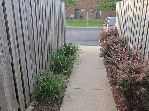 Walkway to Front Door