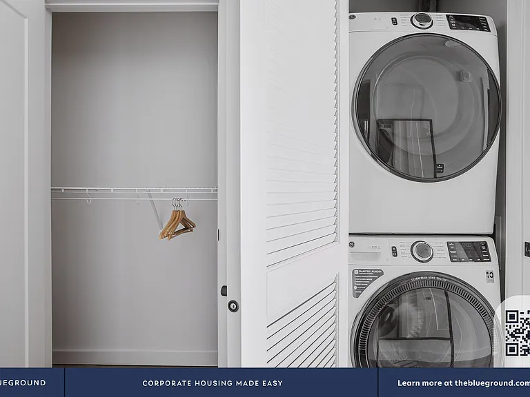 Washer/Dryer in Apartment