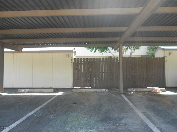 4th image of 1045 W LODGE Drive