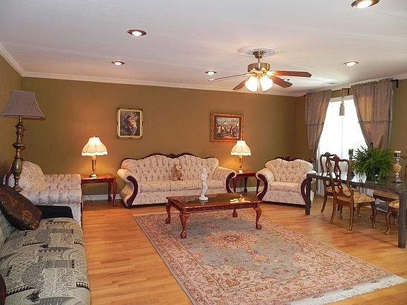 2nd image of 1665 Hartford Ct