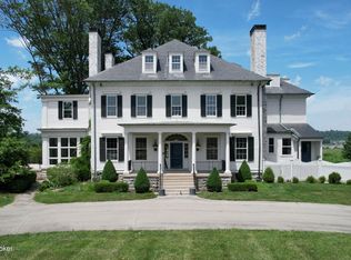 8234 Sutherland Farm Rd, Prospect, KY 40059