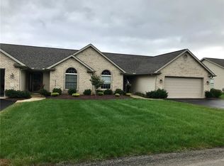 132 Fields Dr, New Castle, PA 16101