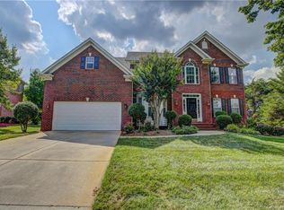 5815 Hartfield Downs Dr, Charlotte, NC 28269