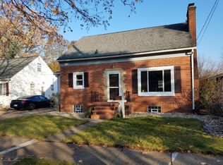 1312 W Rundle Ave, Lansing, MI 48910