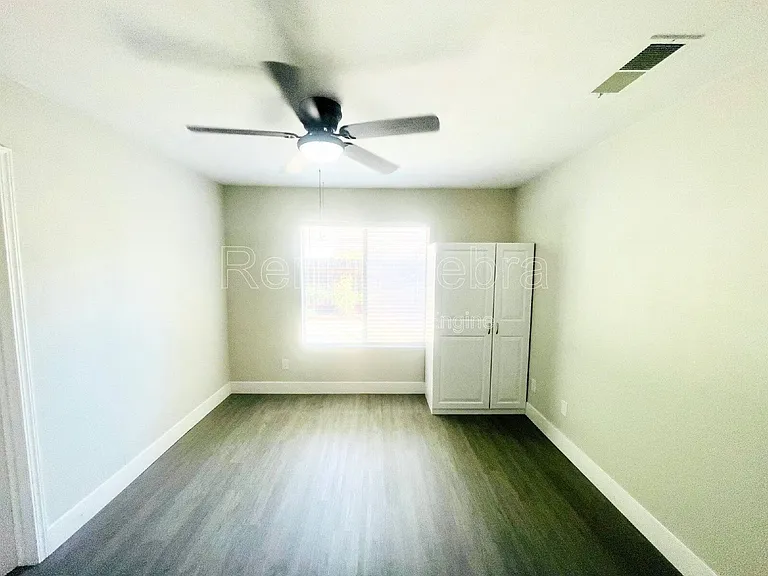 423 El Portal Ct — Photo 28