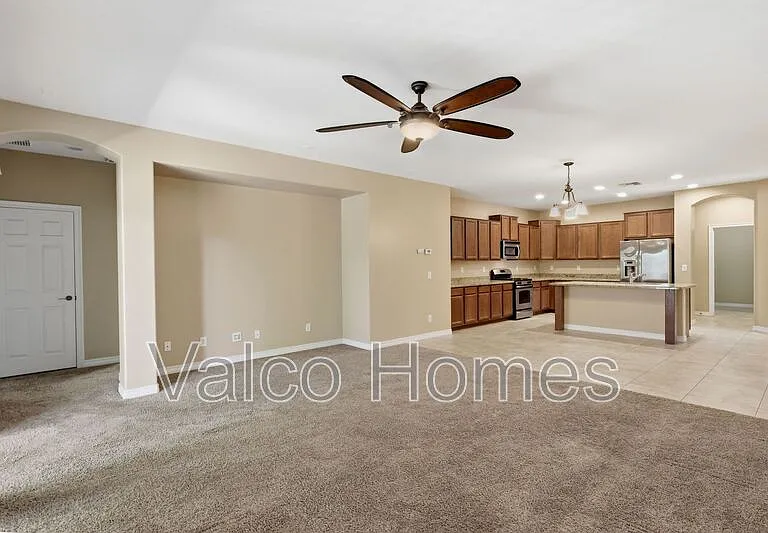2717 E Ficus Way — Photo 15