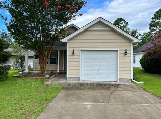 131 Red Bird Ln, Hampstead, NC 28443