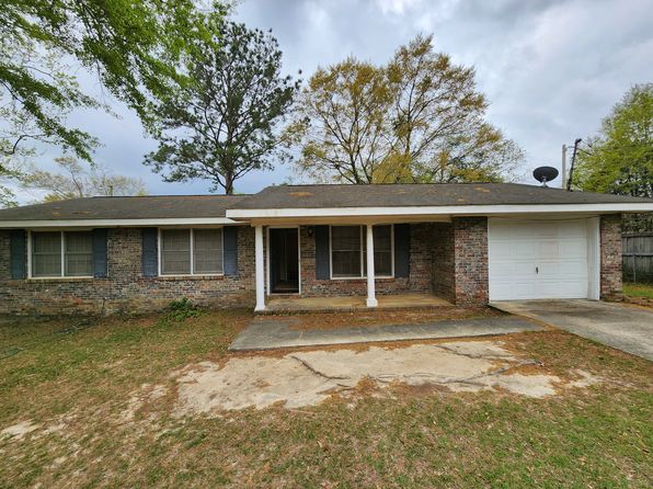 1702 Brougham Ct