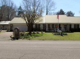 219 Orange St, Bolivar, TN 38008