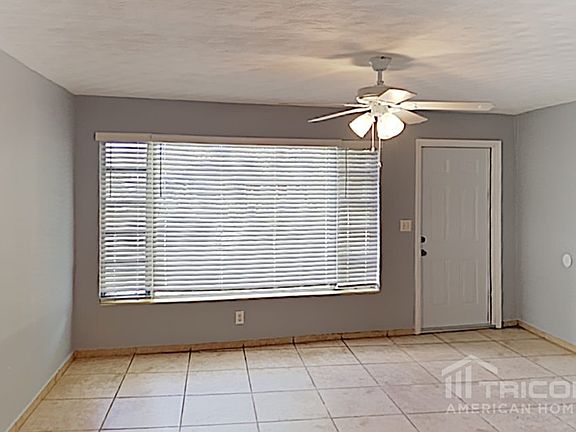 2nd image of 1020 NE 23rd Pl