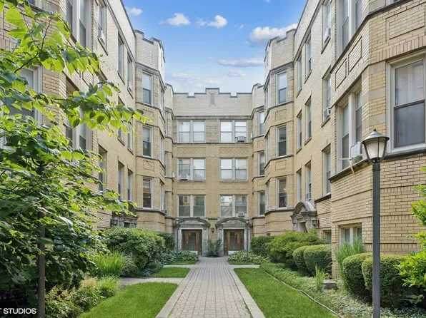 5458 S Cornell Ave APT 3W, Chicago, IL 60615
