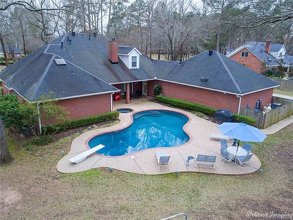2nd image of 1074 Bauxhall Dr