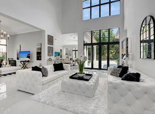 17806 Cadena Dr, Boca Raton, FL 33496