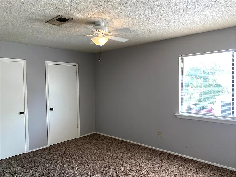 4515 Carter Creek Pkwy #2 — Photo 6