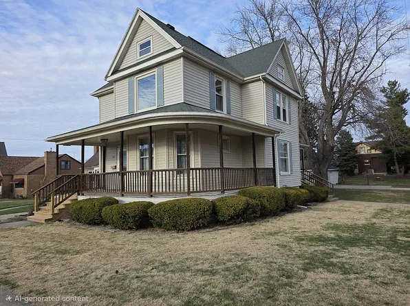 722 Highland Ave, Dixon, IL 61021