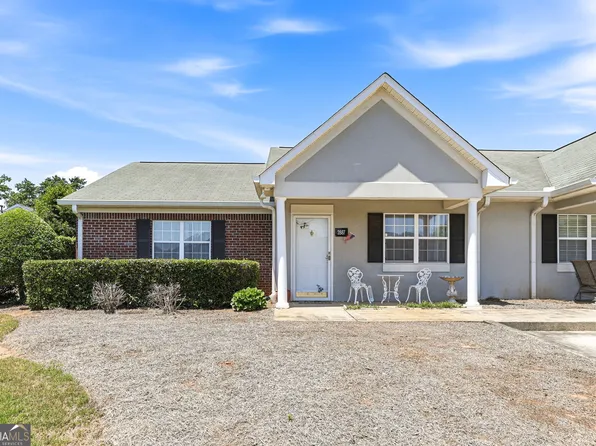 2887 Florence Dr, Gainesville, GA 30504